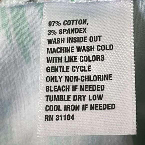 NWOT Crown & Ivy Scalloped Hem Shorts Sailboat Size 24W 24 plus - Picture 9 of 9